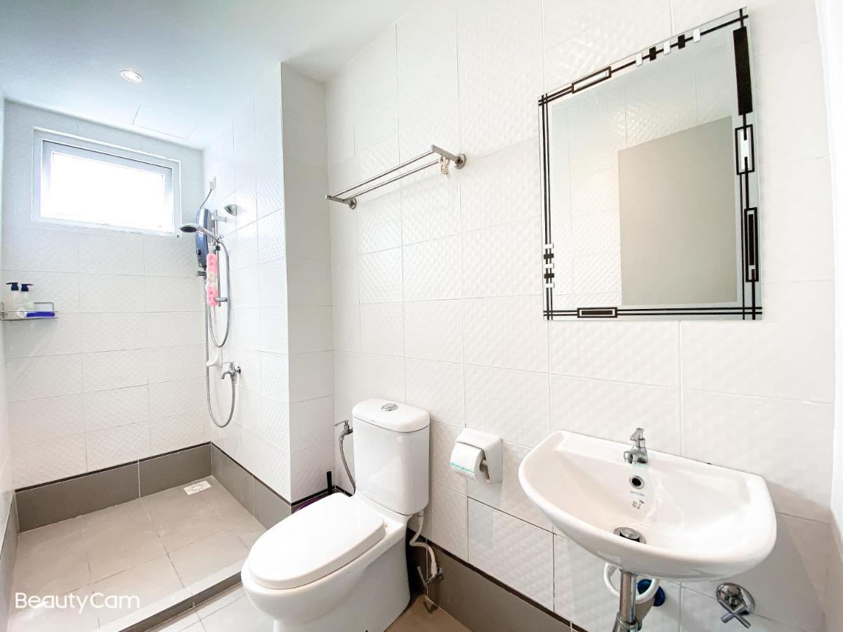 Seasons Luxury Apartment By Jk Home ยะโฮร์บาห์รู ภายนอก รูปภาพ