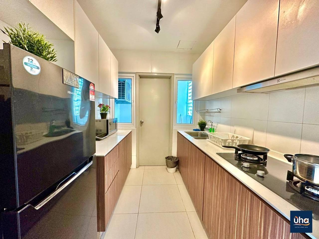 Seasons Luxury Apartment By Jk Home ยะโฮร์บาห์รู ภายนอก รูปภาพ